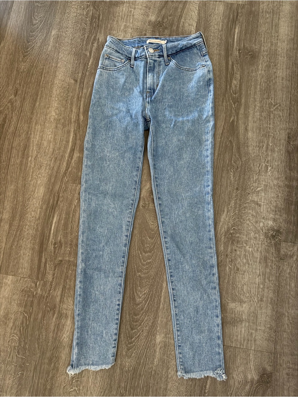 Levi’s 721 High Rise Skinny Jeans
